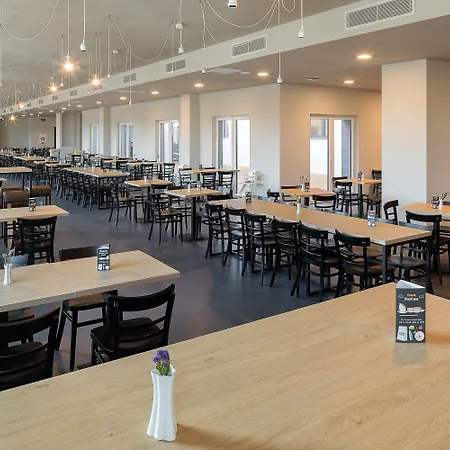 Hotel A&o Hauptbahnhof 2*