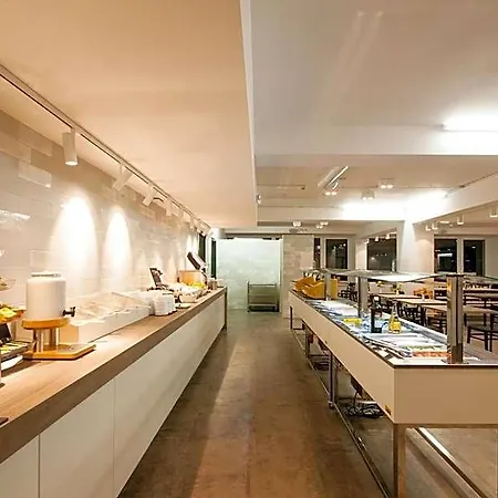 Hotel A&o Hauptbahnhof 2*