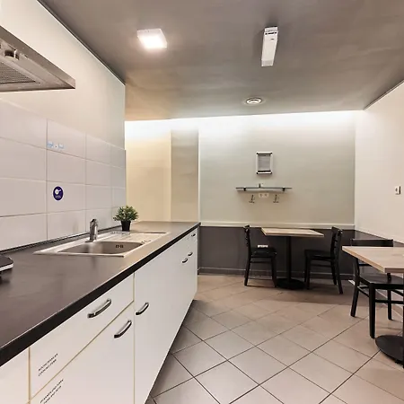 Hotel A&o Hauptbahnhof 2*