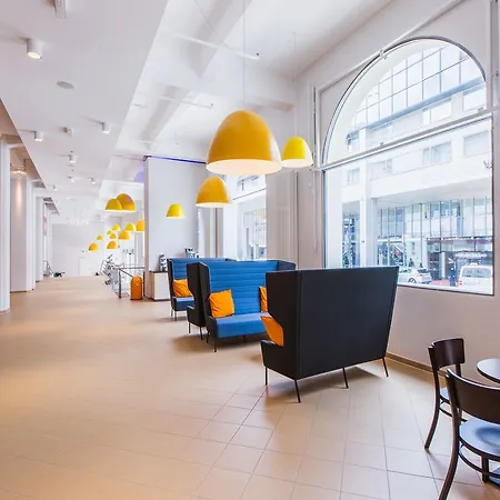 Hotel A&o Hauptbahnhof 2*