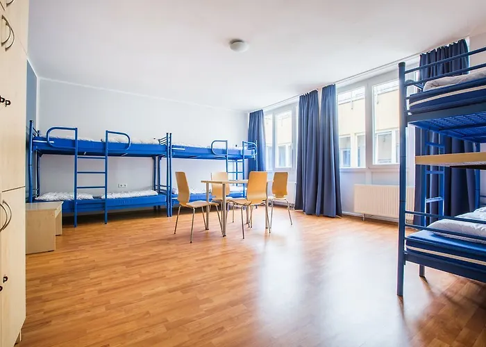 Hotel A&o Hauptbahnhof 2*