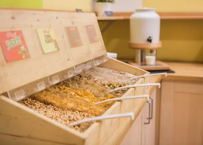 Hotel A&o Hauptbahnhof 2*